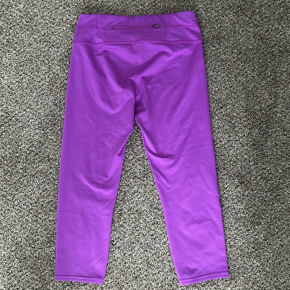 Athleta Sonar Capri Purple - Picture 4 of 4